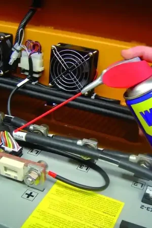Achetez Aujourd'hui Dégrippant et lubrifiant WD40 - 500 ml - WD 40