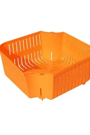 Promotion Passoire GURU Pour boîte à appât 3.3 pintes (1.87l)