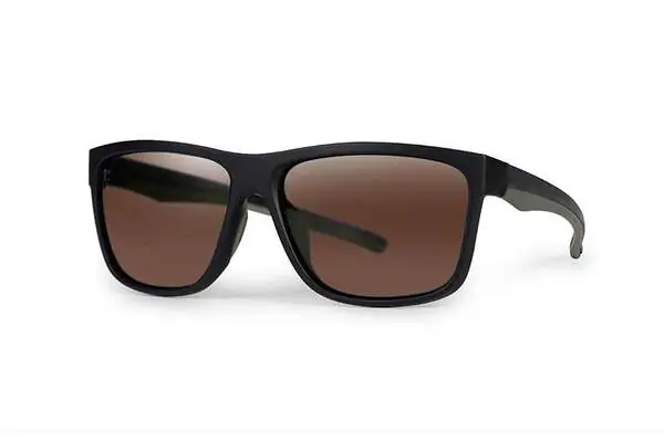 Achat Immédiat Lunettes de Soleil Polarisantes Fox Collection Green & Black Shades